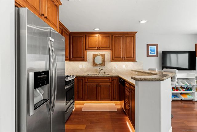 4083 Lamont Street, San Diego, CA 92109