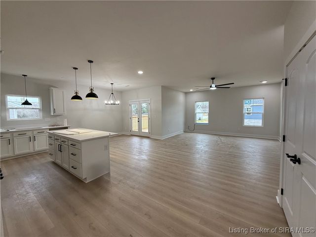 1230 Woodland Avenue, Scottsburg, IN 47170