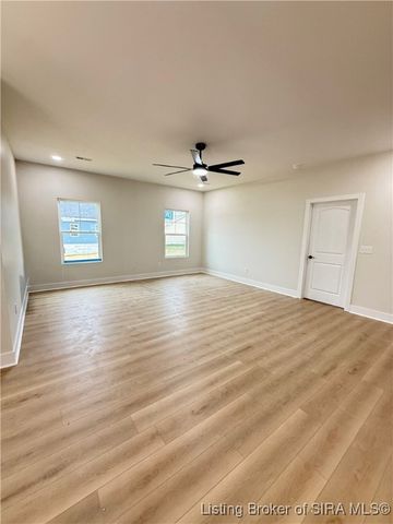 1230 Woodland Avenue, Scottsburg, IN 47170