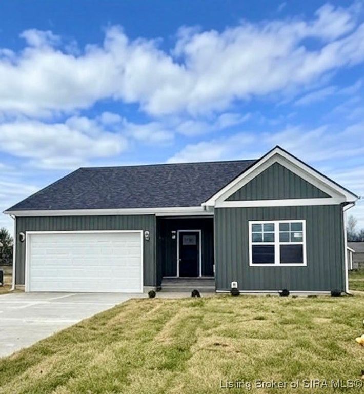 1230 Woodland Avenue, Scottsburg, IN 47170