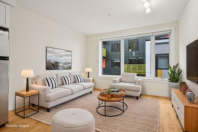 603 Concord 208, Cambridge, MA 02138