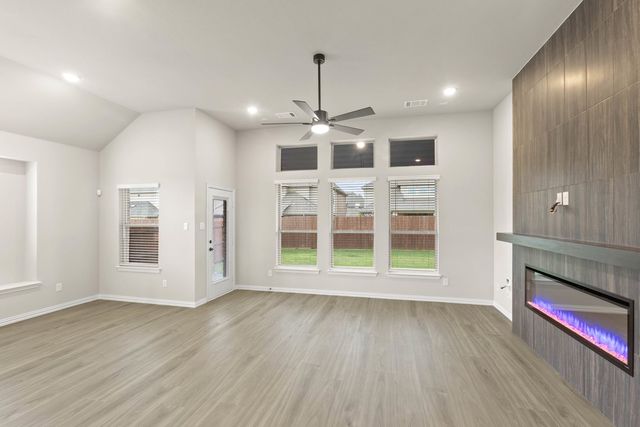 1315 Woodpecker Lane, Mansfield, TX 76063