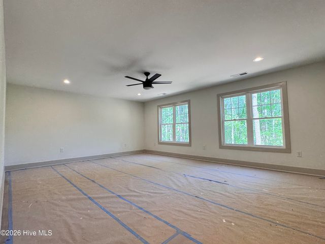 664 Wren Lane, Vass, NC 28394