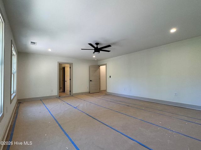 664 Wren Lane, Vass, NC 28394