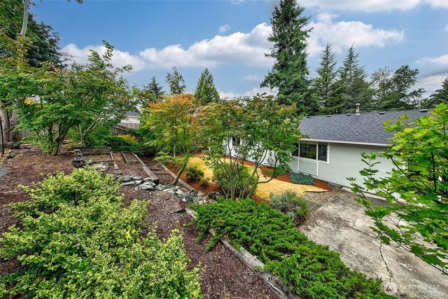 2022 Aberdeen Place SE, Renton, WA 98055