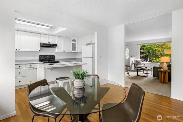 2022 Aberdeen Place SE, Renton, WA 98055