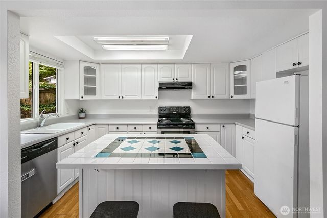 2022 Aberdeen Place SE, Renton, WA 98055