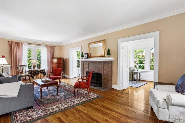 204 Spencer Road, Webster Groves, MO 63119