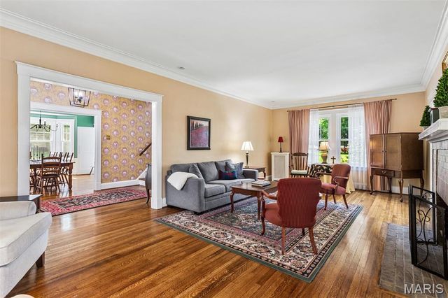204 Spencer Road, Webster Groves, MO 63119