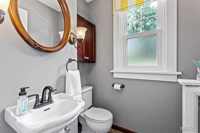 204 Spencer Road, Webster Groves, MO 63119