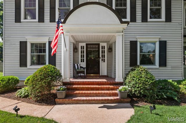 204 Spencer Road, Webster Groves, MO 63119