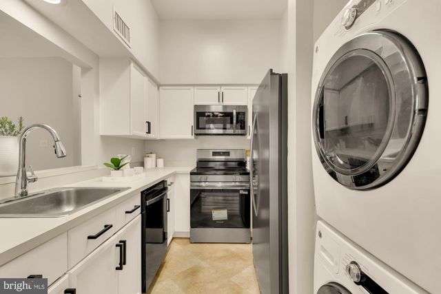 3153-N ANCHORWAY CT, Falls Church, VA 22042