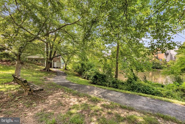 3153-N ANCHORWAY CT, Falls Church, VA 22042