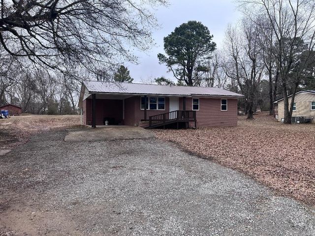 2025 Seagraves Road, Pocahontas, AR 72455
