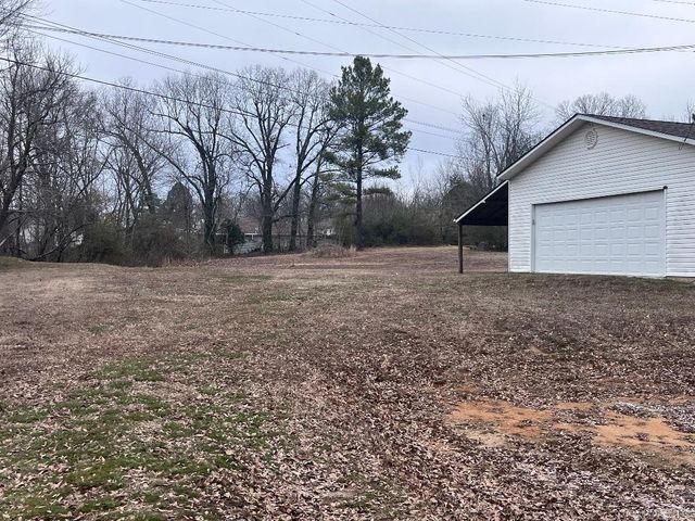 2025 Seagraves Road, Pocahontas, AR 72455