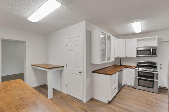 1910 Rosemont Avenue, Columbus, OH 43223
