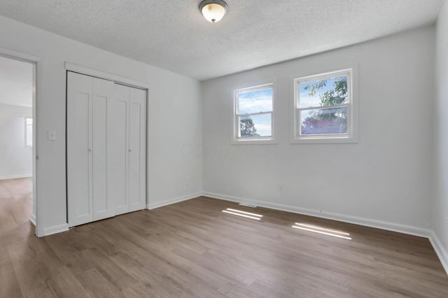 1910 Rosemont Avenue, Columbus, OH 43223