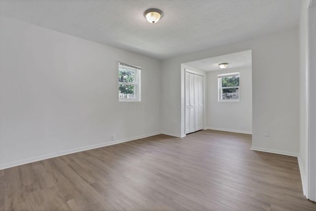 1910 Rosemont Avenue, Columbus, OH 43223