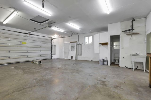1910 Rosemont Avenue, Columbus, OH 43223