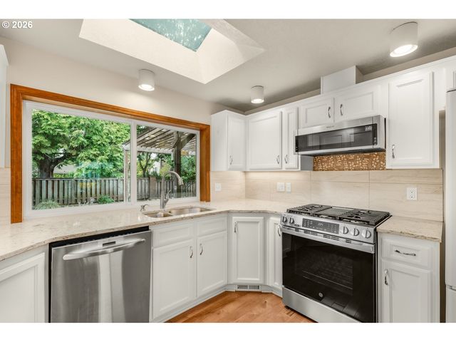 31505 Sw COUNTRY VIEW Ln, Wilsonville, OR 97070