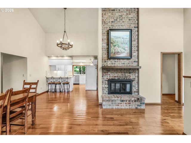 31505 Sw COUNTRY VIEW Ln, Wilsonville, OR 97070