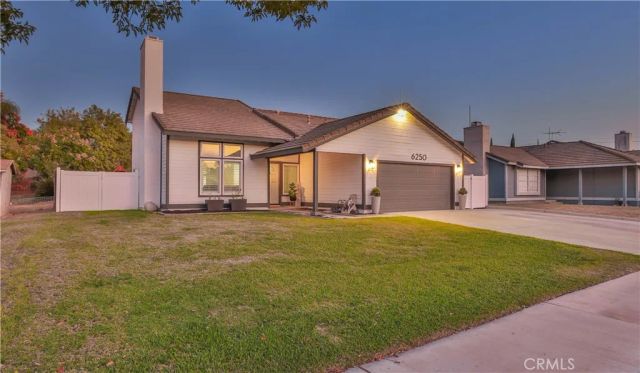 6250 Meadowbrook, Riverside, CA 92504