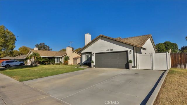 6250 Meadowbrook, Riverside, CA 92504