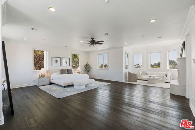 4726 San Sebastian Drive, Woodland Hills (los Angeles), CA 91364