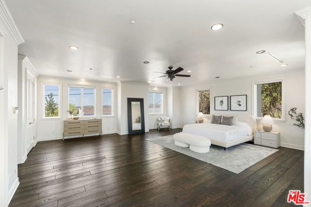 4726 San Sebastian Drive, Woodland Hills (los Angeles), CA 91364