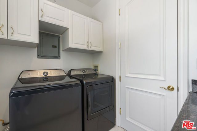 4726 San Sebastian Drive, Woodland Hills (los Angeles), CA 91364