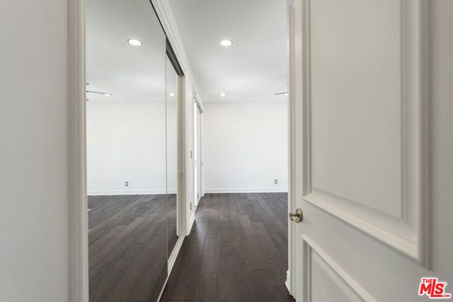 4726 San Sebastian Drive, Woodland Hills (los Angeles), CA 91364
