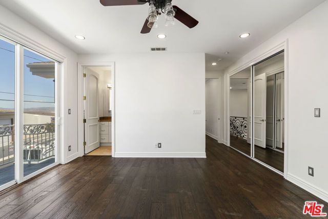 4726 San Sebastian Drive, Woodland Hills (los Angeles), CA 91364