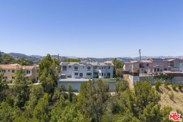 4726 San Sebastian Drive, Woodland Hills (los Angeles), CA 91364