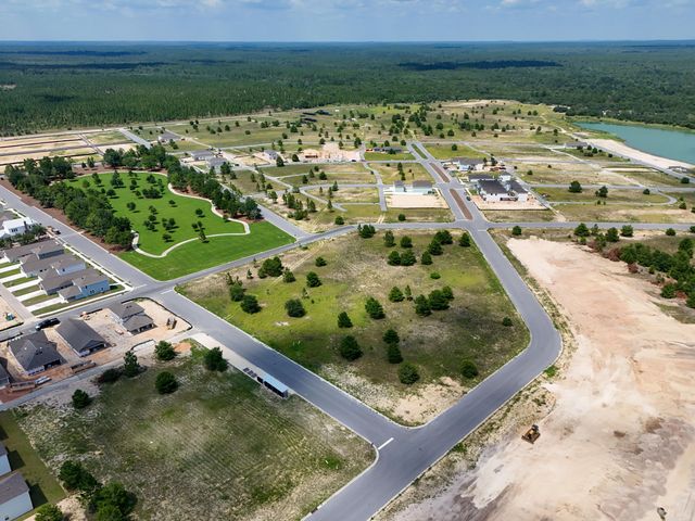 213 Huckleberry Street, Freeport, FL 32439