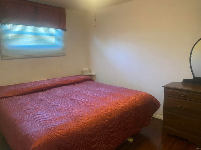 120 W Sam Street, Dunkirk, IN 47336