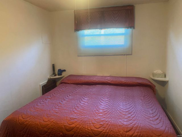 120 W Sam Street, Dunkirk, IN 47336