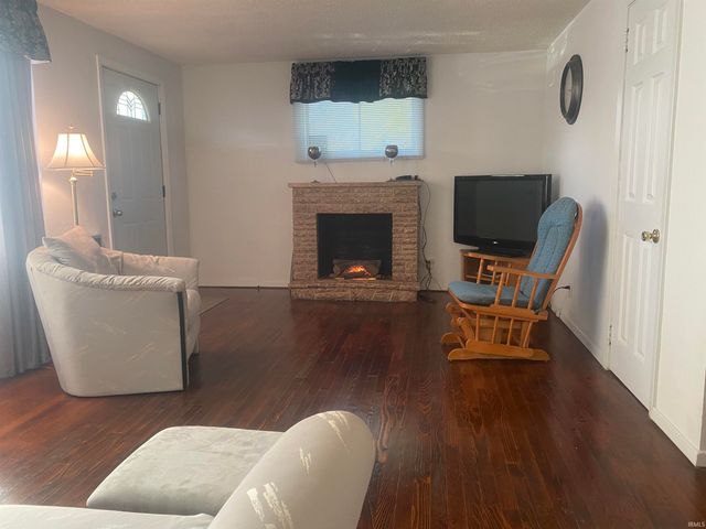 120 W Sam Street, Dunkirk, IN 47336