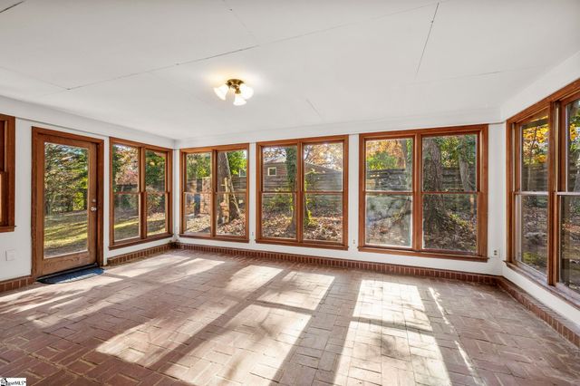 310 Cardinal Drive, Taylors, SC 29687