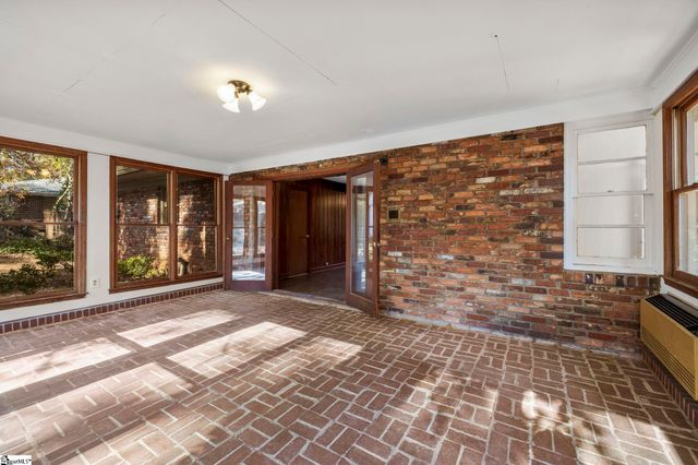 310 Cardinal Drive, Taylors, SC 29687