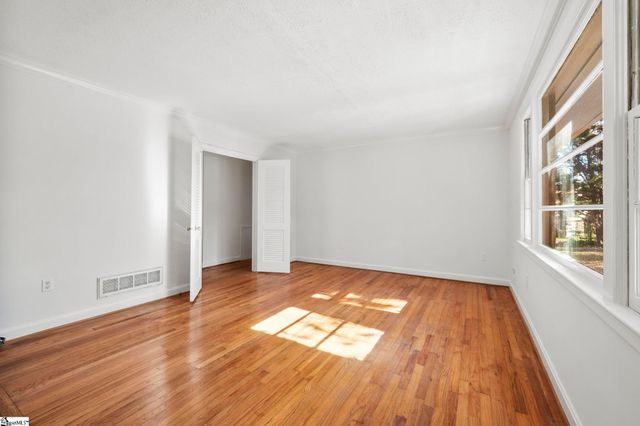 310 Cardinal Drive, Taylors, SC 29687