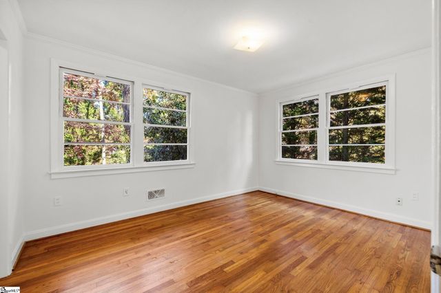 310 Cardinal Drive, Taylors, SC 29687