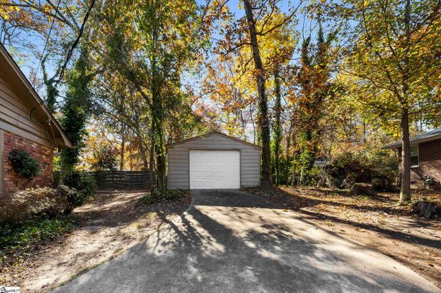 310 Cardinal Drive, Taylors, SC 29687