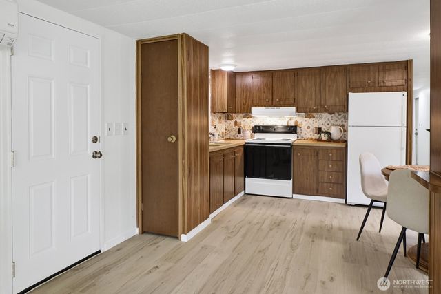 6219 Shamrock Road, Maple Falls, WA 98266