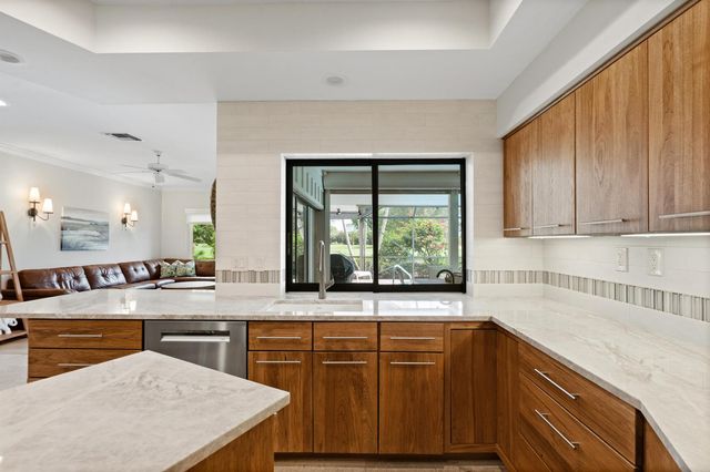 5341 SE Burning Tree Circle, Stuart, FL 34997