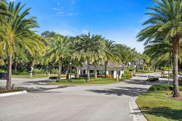 5341 SE Burning Tree Circle, Stuart, FL 34997