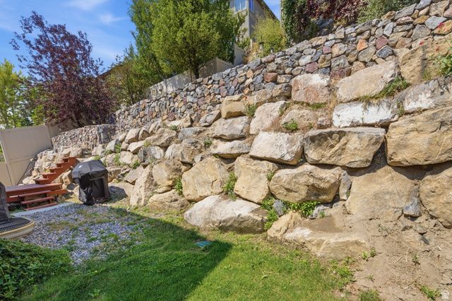 7755 N BROOKWOOD DR, Eagle Mountain, UT 84005