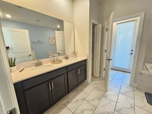 1265 CHALLENGE DRIVE, Davenport, FL 33896