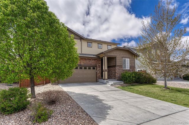 25586 E Maple Avenue, Aurora, CO 80018