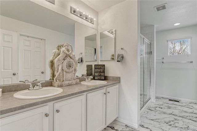 25586 E Maple Avenue, Aurora, CO 80018