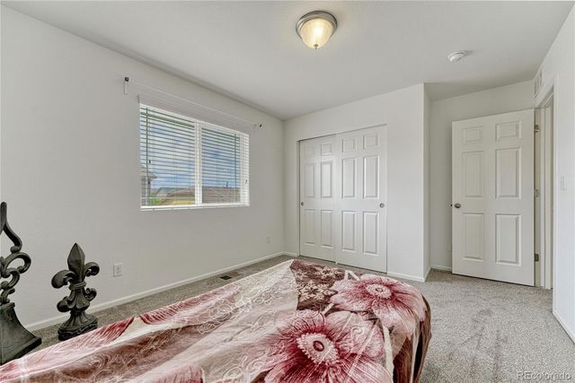 25586 E Maple Avenue, Aurora, CO 80018